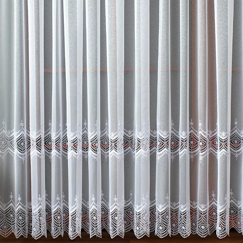 długa firana gipiurowa